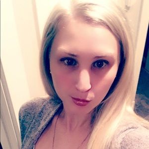 Meet your Posher, Carly